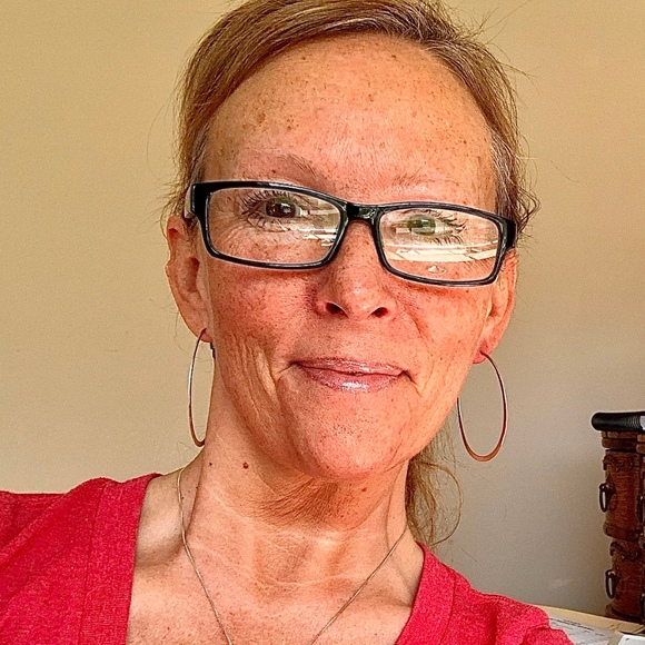 Meet your Posher, Posh - Picture 1 of 1